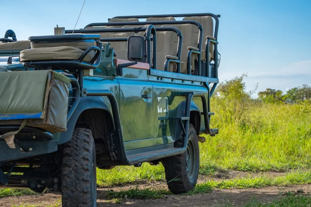 Photo Safari jeep