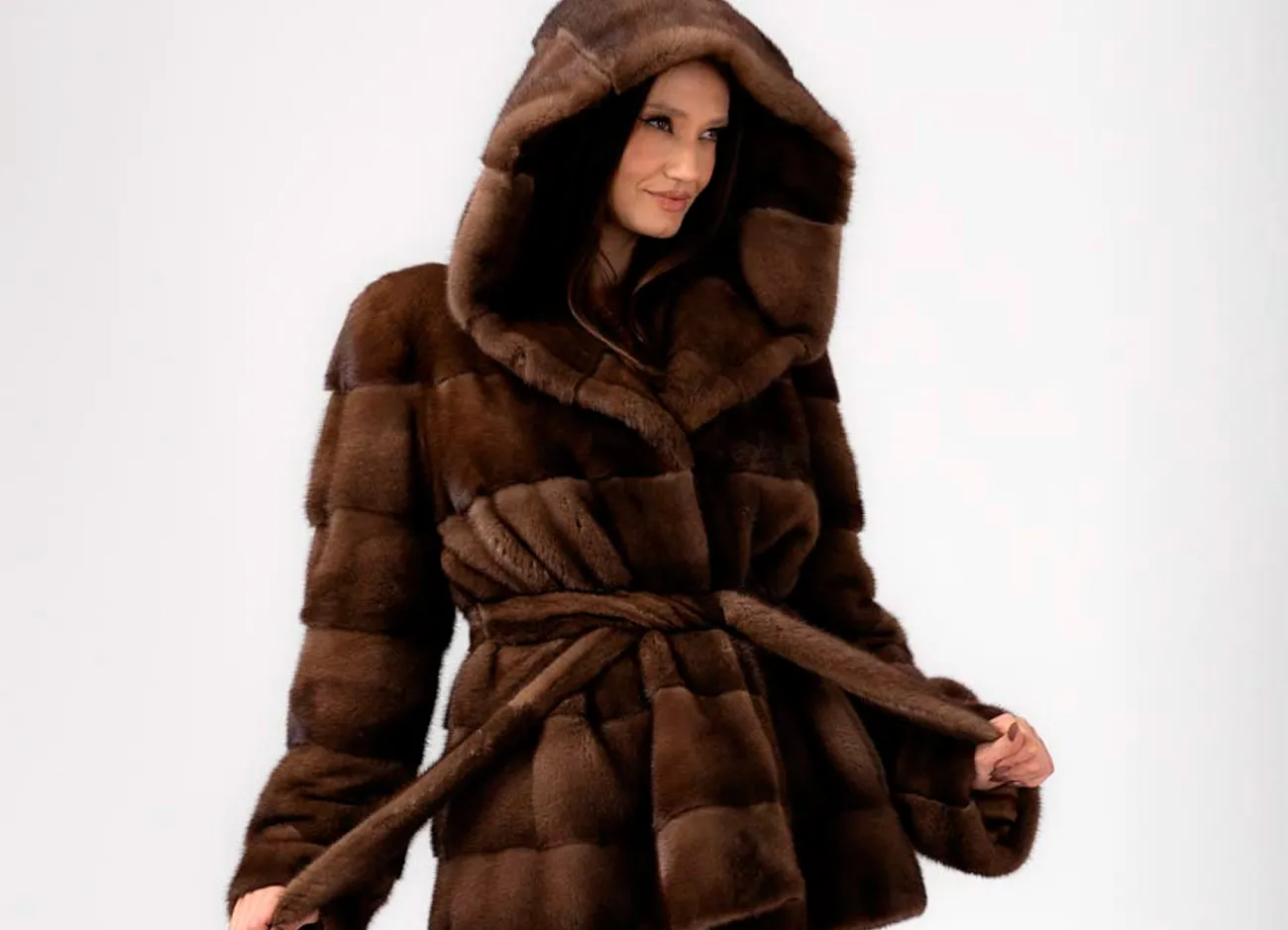 De unde poți cumpăra o jachetă de blană naturală autentică la cel mai bun preț