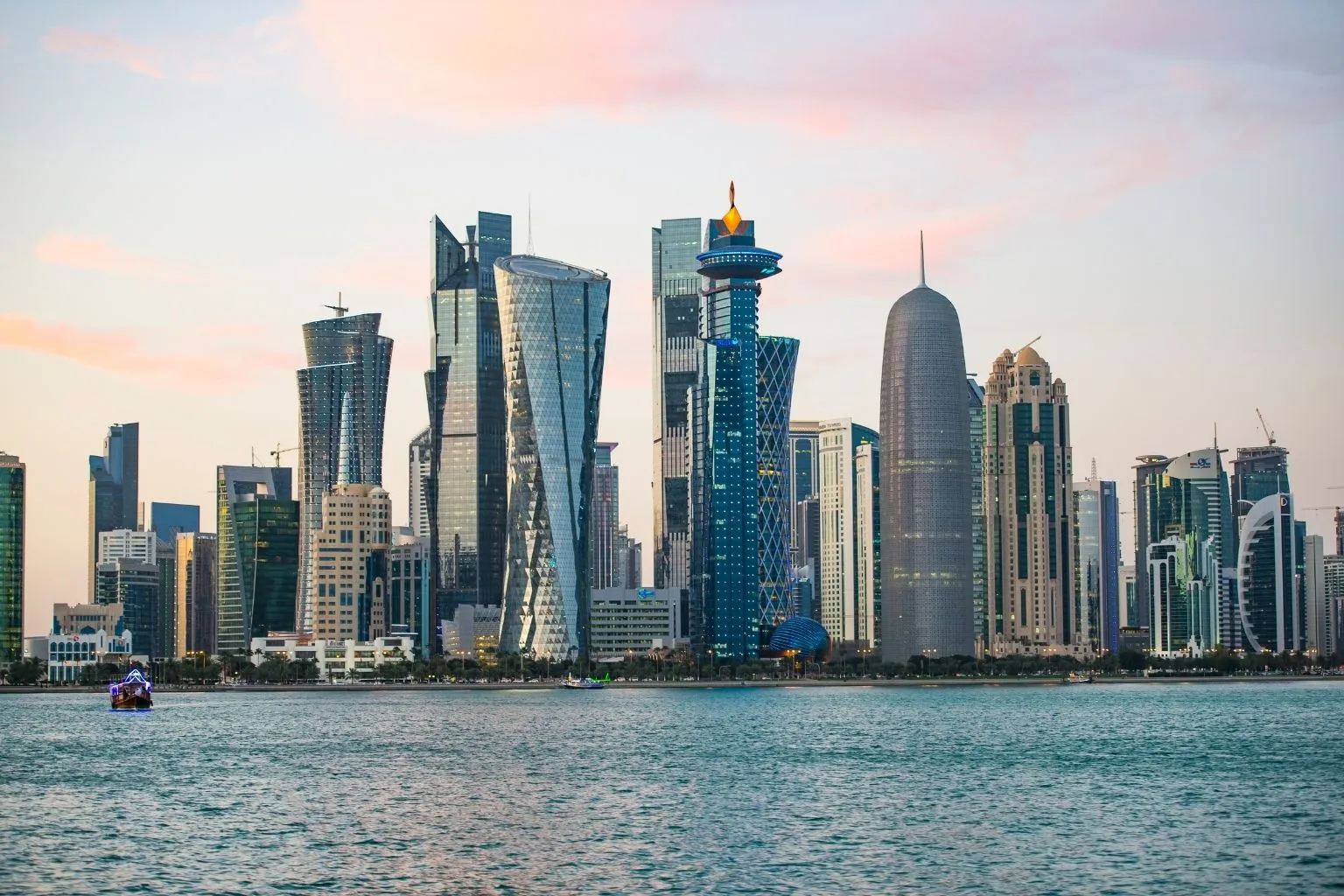 Ce merită să vizitezi într-o vacanță în Doha, capitala Qatarului