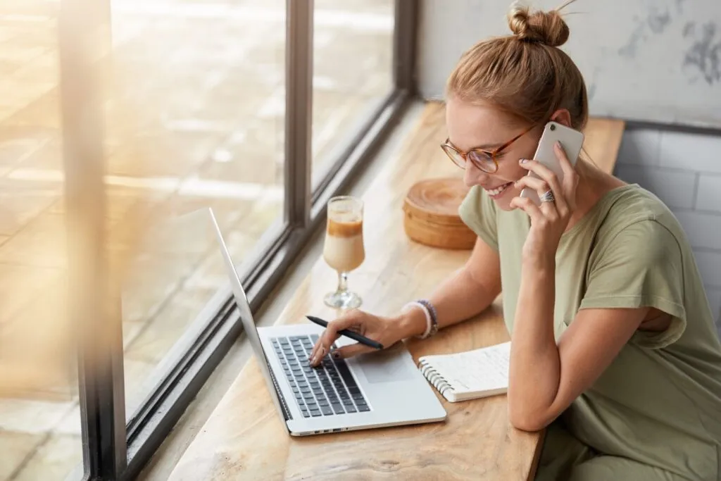 SOLO pentru freelancerii la început de drum: de ce să nu amâni partea contabilă SOLO pentru freelancerii la început de drum: de ce să nu amâni partea contabilă