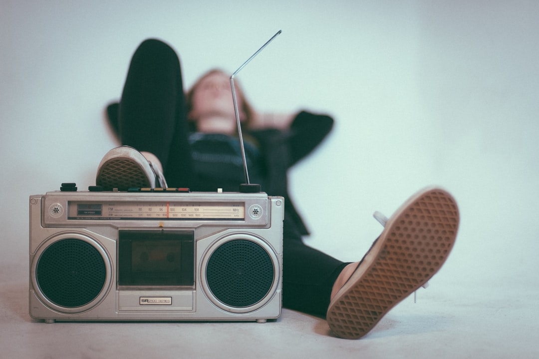 Photo consumption of music