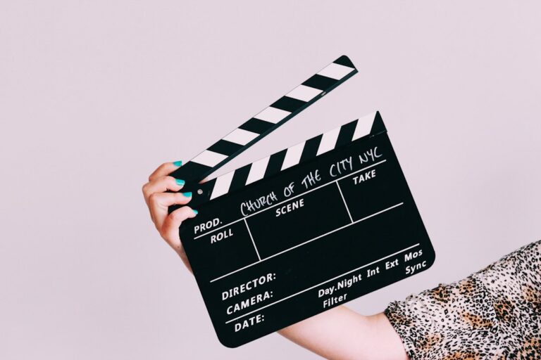 Photo film criticism